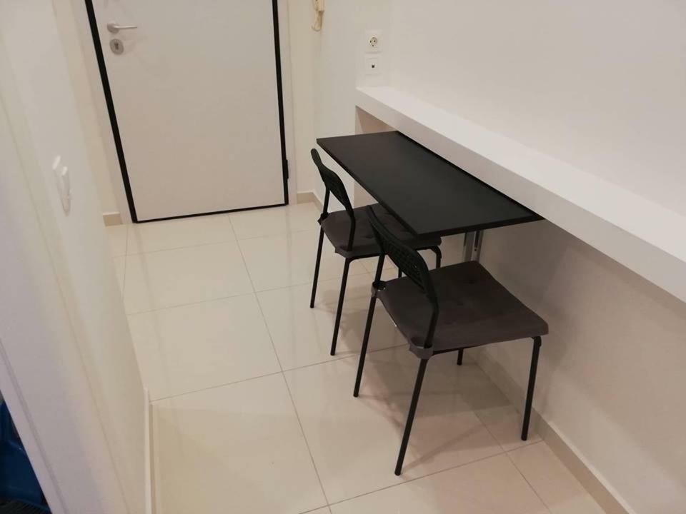 White Lux Apartment For 2 Vipgreece Афины Экстерьер фото